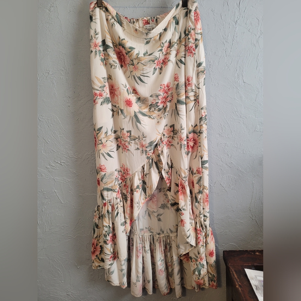 American Eagle Outfitters Floral High Low Skirt